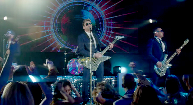 Nickleback “She Keeps Me Up” Music Video inspired by Concert Visuals created by Mark Devlin Visual Design